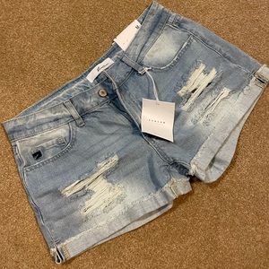Super cute jeans shorts! Size medium fits like a 4